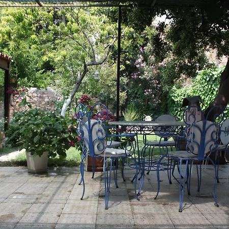 Istanbul בית הארחה